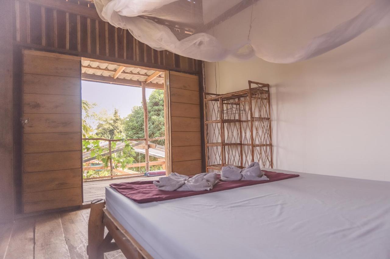 Bonsai Hotel Koh Rong Sanloem Buitenkant foto