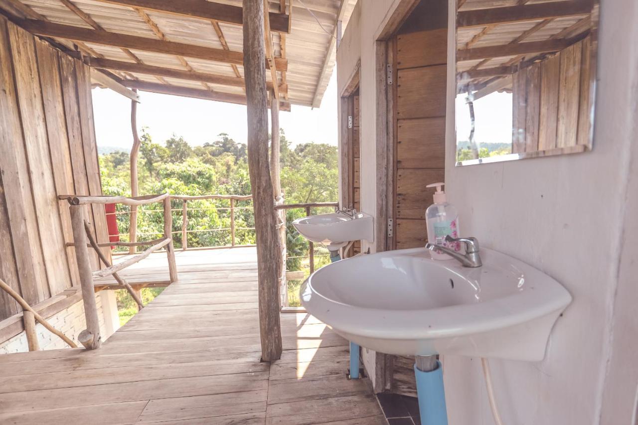 Bonsai Hotel Koh Rong Sanloem Buitenkant foto